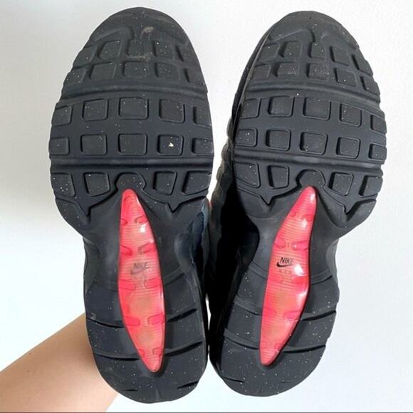 NIKE AIR MAX 95 SOLAR RED Size 8 - Picture 9 of 10